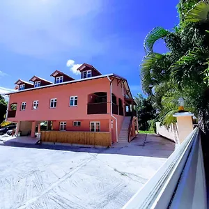  Hotel Les Monts Arlesien